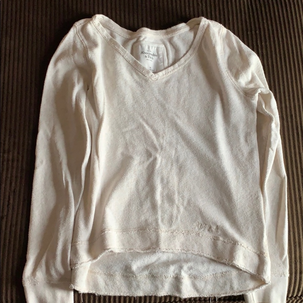 Cream Abercrombie & Fitch Sweater